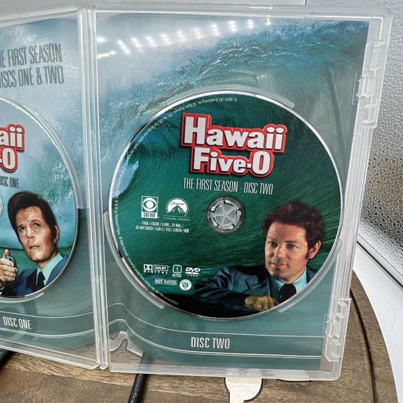 Hawaii Five-O - First Season (DVD, 2007, 6-Disc Set, Disc 7 Is Missing - Picture 3 of 16